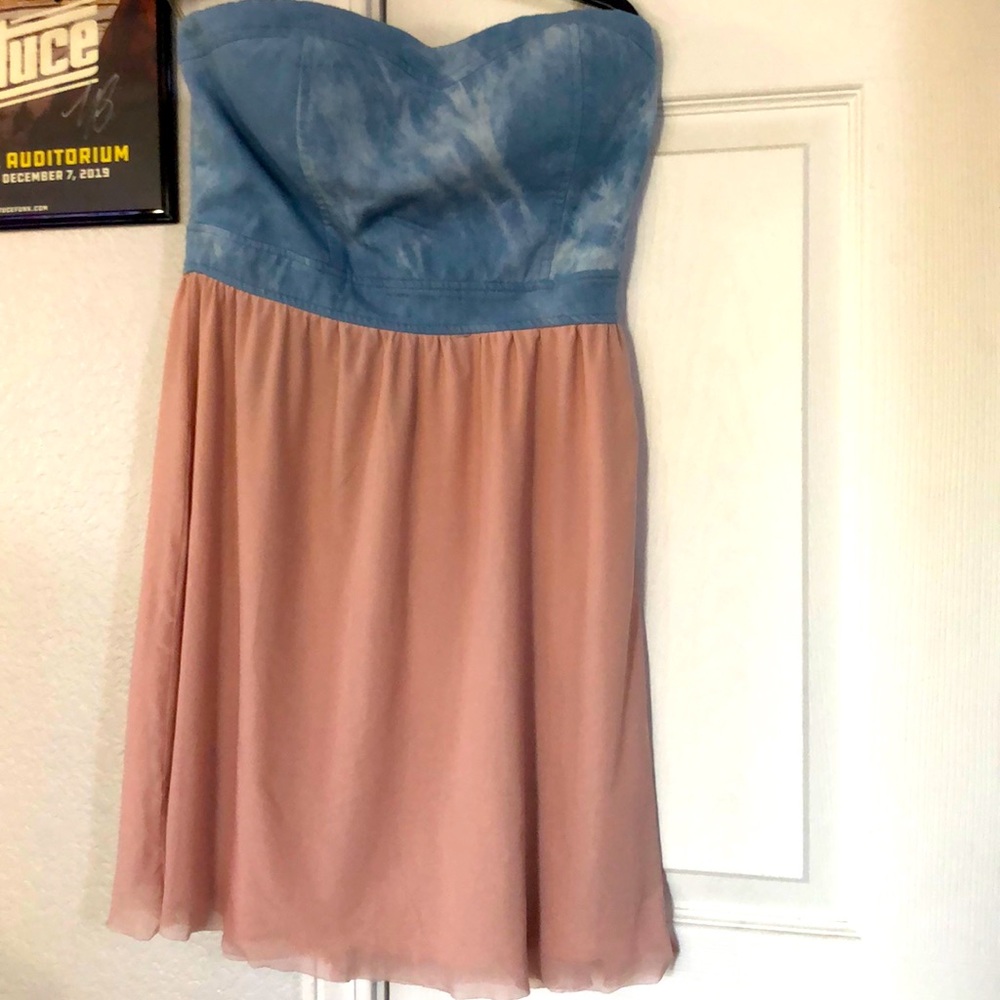 Charlotte Russe Mid Length Dress - Size Medium